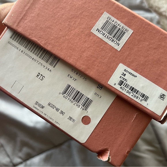 Cult Gaia Gigi mules NWB size 38/7 - Picture 8 of 9